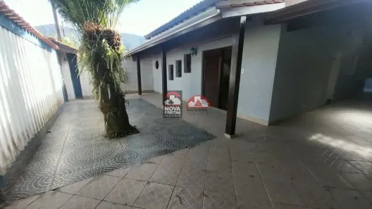 Casa com 5 Quartos para alugar, 242m² no Massaguaçu, Caraguatatuba