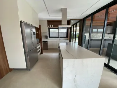Casa de Condomínio com 4 Quartos à venda, 600m² no Condomínio Residencial Mirante do Vale, Jacareí