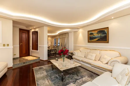Apartamento com 4 Quartos à venda, 208m² no Mercês, Curitiba