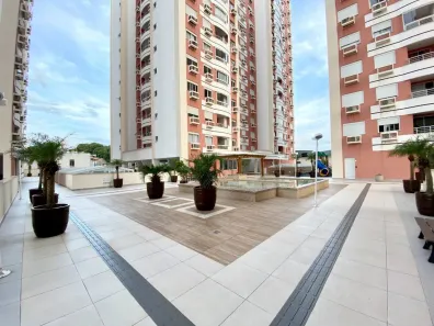Apartamento com 2 Quartos à venda, 67m² no Barreiros, São José