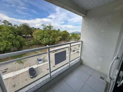 Apartamento com 2 Quartos para alugar, 60m² no Caxito, Maricá