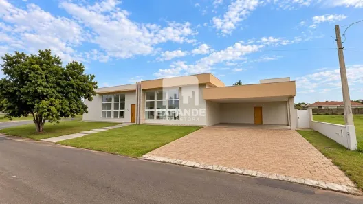 Casa de Condomínio com 4 Quartos à venda, 480m² no Residencial Parque Laguna I, Botucatu
