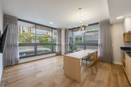 Apartamento com 1 Quarto para alugar, 51m² no Três Figueiras, Porto Alegre
