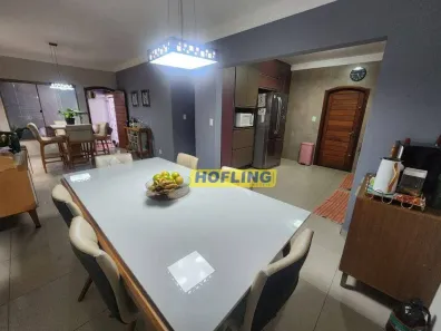Casa com 3 Quartos à venda, 248m² no Jardim Mirassol, Rio Claro