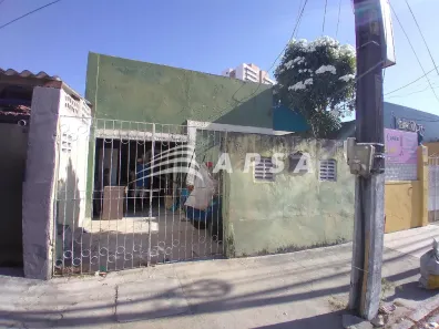 Casa com 3 Quartos para alugar, 84m² no Joaquim Távora, Fortaleza