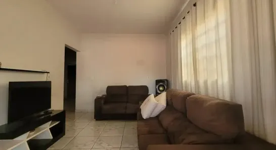 Casa com 4 Quartos à venda, 250m² no Arapoanga, Brasília