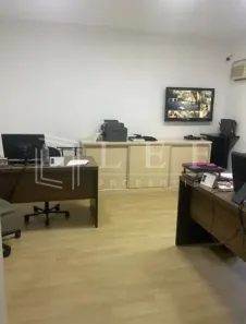 Prédio Comercial à venda, 1050m² no Vila Praia, São Paulo