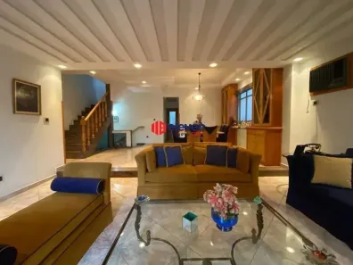 Casa com 5 Quartos à venda, 258m² no Embaré, Santos
