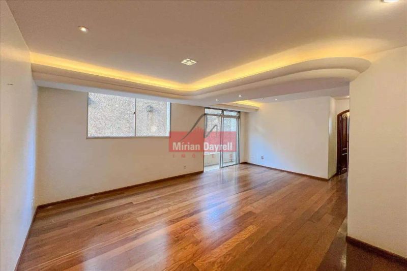 Apartamento com 4 quartos — São Bento, Belo Horizonte