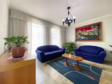 Casa com 3 Quartos à venda, 204m² no Jardim Leocádia, Sorocaba