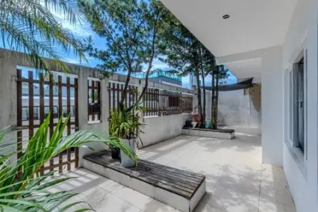 Casa com 5 Quartos à venda, 300m² no Centro, Balneário Camboriú