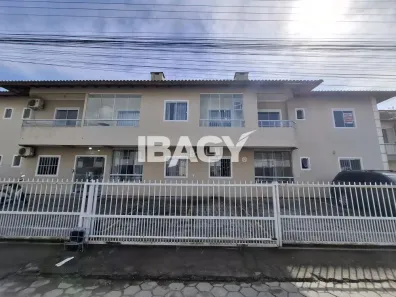 Apartamento com 2 Quartos para alugar, 57m² no Ingleses do Rio Vermelho, Florianópolis