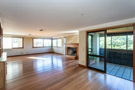 Apartamento com 3 Quartos à venda, 248m² no Passo da Areia, Porto Alegre