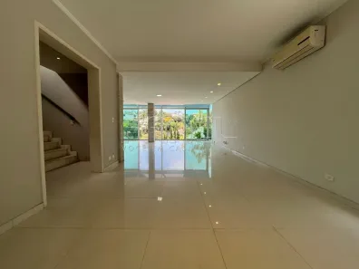 Sobrado com 3 Quartos à venda, 301m² no Vila Progredior, São Paulo