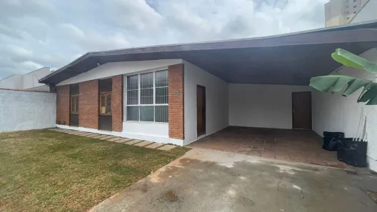 Imóvel Comercial com 3 Quartos para alugar, 194m² no Vila Maria Luiza, Jundiaí