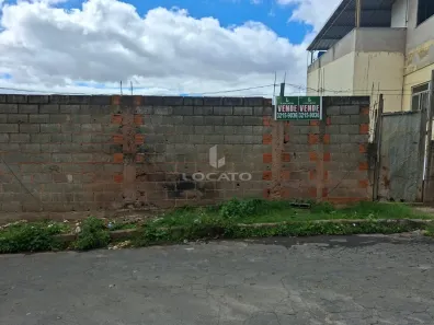 Lote/Terreno à venda, 242m² no Santa Luzia, Juiz de Fora