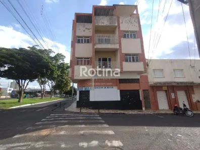 Apartamento com 3 Quartos para alugar, 60m² no Nossa Senhora Aparecida, Uberlândia