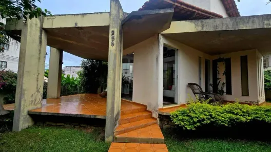 Casa com 3 Quartos à venda, 369m² no Recreio, Vitória da Conquista