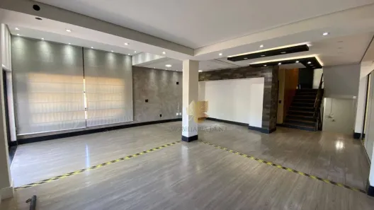 Prédio Comercial para venda ou aluguel, 550m² no Vila Bissoto, Valinhos