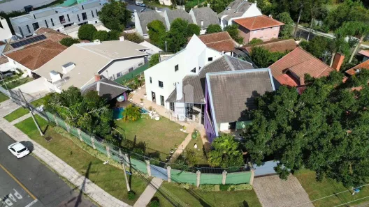 Casa com 4 Quartos à venda, 624m² no Bom Retiro, Curitiba