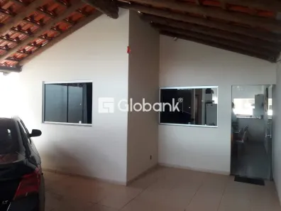 Casa com 2 Quartos à venda, 140m² no Jardim Primavera, Montes Claros