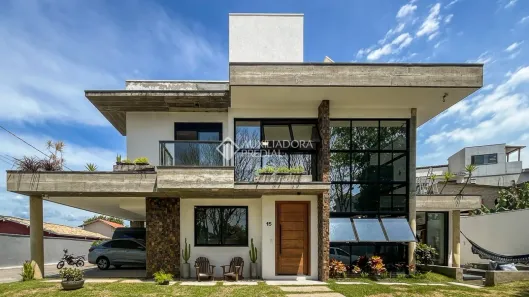 Casa de Condomínio com 4 Quartos à venda, 275m² no Campeche, Florianópolis