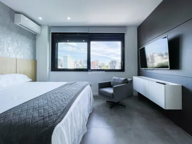 Apartamento com 1 Quarto para alugar, 24m² no Mont Serrat, Porto Alegre