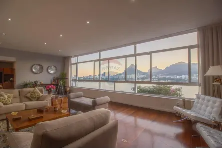 Apartamento com 5 Quartos à venda, 240m² no Lagoa, Rio de Janeiro