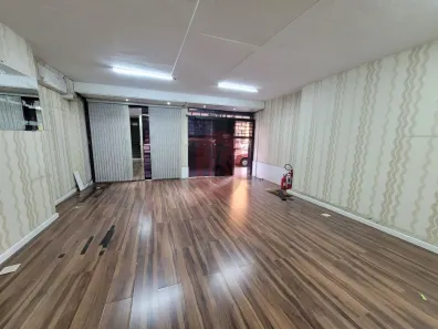 Ponto Comercial para alugar, 45m² no Parque São Jorge, São Paulo
