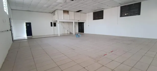 Galpão/Depósito/Armazém para alugar, 178m² no Rio Branco, Campo Bom
