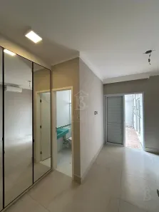 Casa com 3 Quartos para alugar, 20m² no Jardim Esmeralda, Marília