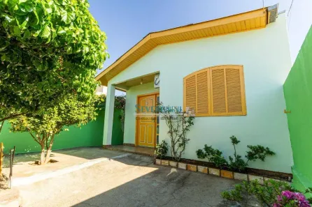 Casa com 2 Quartos à venda, 109m² no Jardim do Bosque, Cachoeirinha