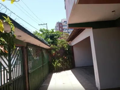 Sobrado com 4 Quartos à venda, 360m² no São Francisco, Ilhéus