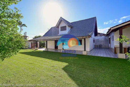 Casa com 2 Quartos para venda ou aluguel, 240m² no Parque Balneario Oasis, Peruíbe
