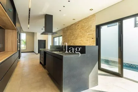 Casa de Condomínio com 3 Quartos à venda, 274m² no Iporanga, Sorocaba