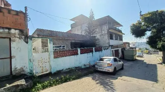 Casa com 3 Quartos à venda, 341m² no Lindo Parque, São Gonçalo