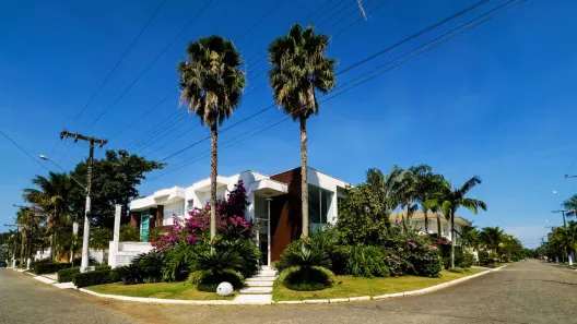 Casa com 5 Quartos para alugar, 560m² no Jardim Acapulco, Guarujá