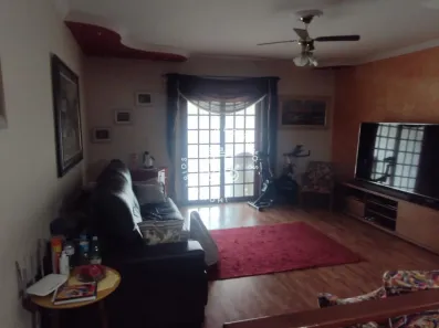 Sobrado com 3 Quartos à venda, 180m² no Vila Maringá, Jundiaí