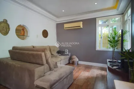 Casa com 3 Quartos à venda, 319m² no Petrópolis, Porto Alegre