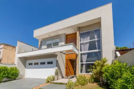 Casa com 3 Quartos à venda, 315m² no Niterói, Canoas