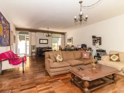 Casa com 4 Quartos à venda, 246m² no Vila Madalena, São Paulo