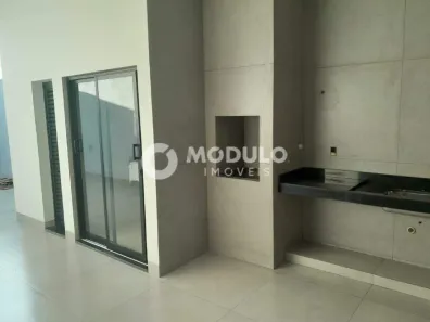 Casa com 3 Quartos à venda, 150m² no Laranjeiras, Uberlândia