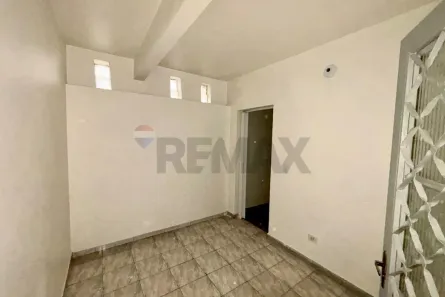 Casa com 1 Quarto para alugar, 50m² no Jardim Monjolo, São Paulo
