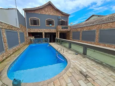 Casa com 3 Quartos à venda, 154m² no Caiçara, Praia Grande