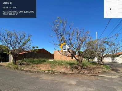 Lote/Terreno à venda, 300m² no Parque das Aroeiras II, São José do Rio Preto