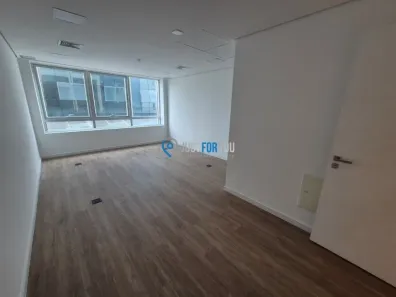 Sala Comercial para alugar, 27m² no Barra Olímpica, Rio de Janeiro