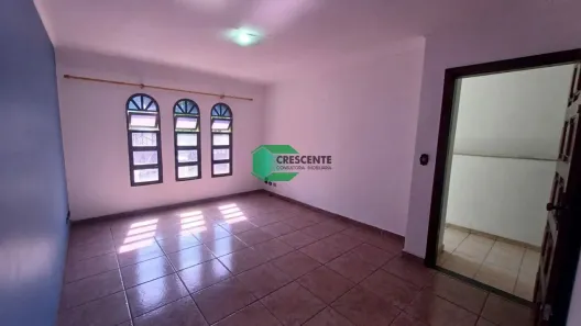 Sobrado com 3 Quartos para alugar, 301m² no Vila Valparaíso, Santo André