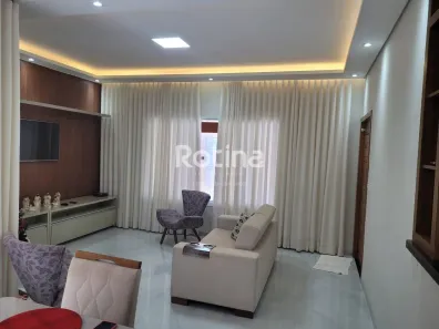Casa com 3 Quartos à venda, 159m² no Alto Umuarama, Uberlândia