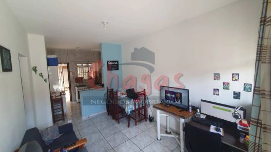 Casa com 2 Quartos à venda, 70m² no Jardim Casa Branca, Caraguatatuba