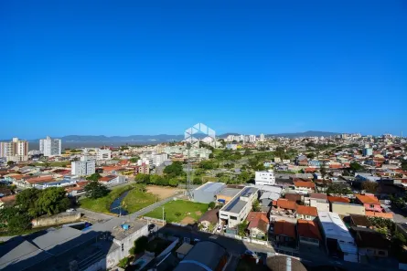 Apartamento com 3 Quartos à venda, 93m² no Barreiros, São José